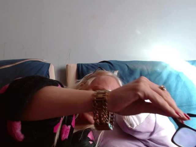 martachatte19's BongaCams show and profile