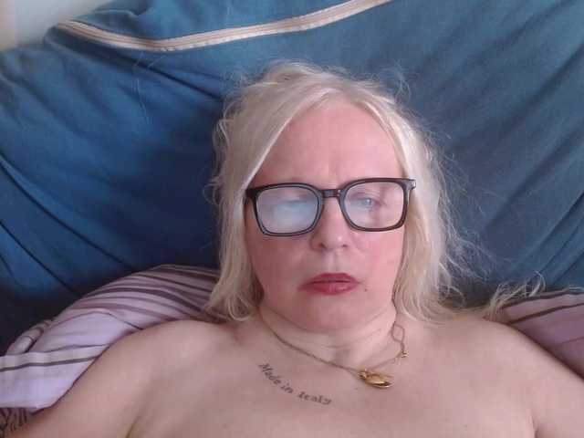 martachatte19 live cam on BongaCams