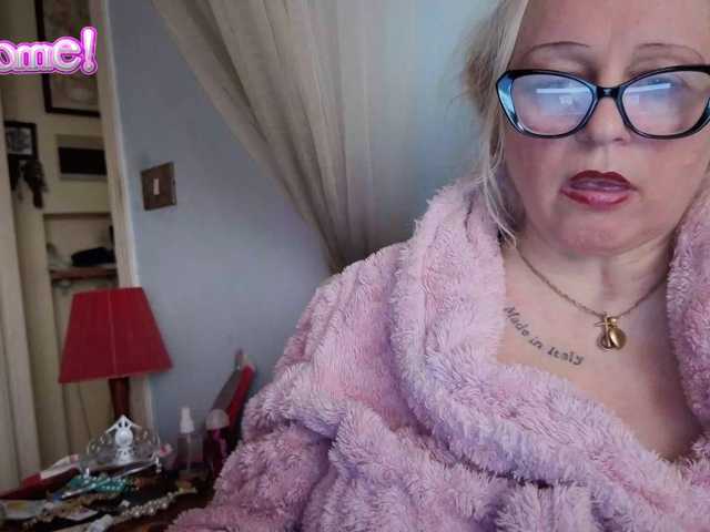 martachatte19 live cam on BongaCams