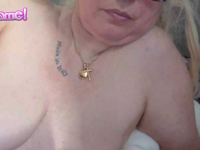 martachatte19 live cam preview