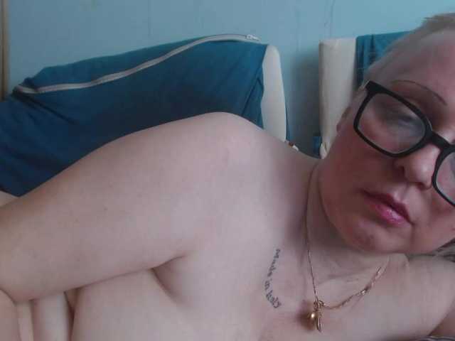 martachatte19 live cam on BongaCams