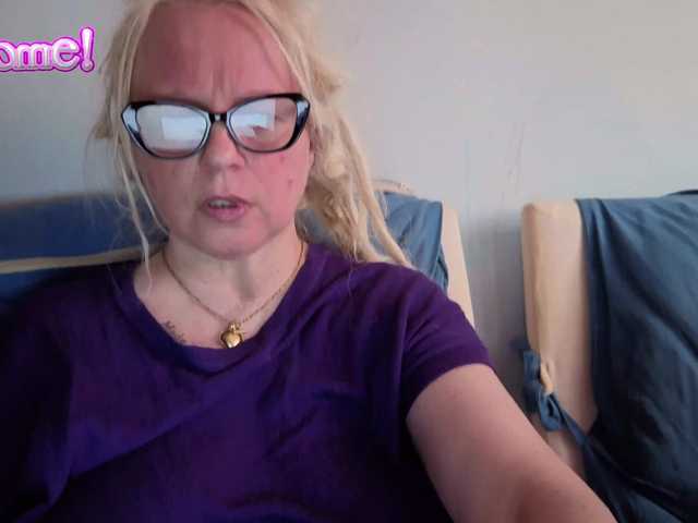 martachatte19, live now on BongaCams