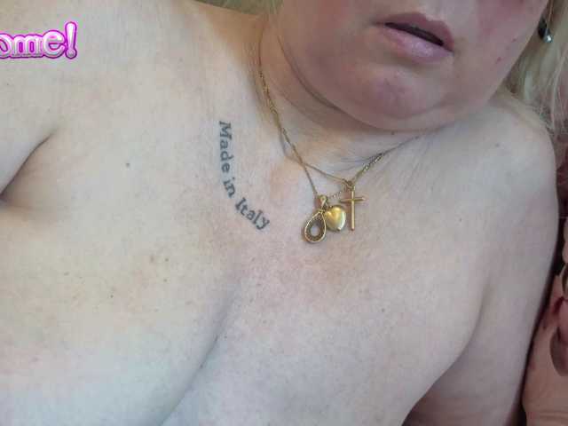 martachatte19 live cam preview