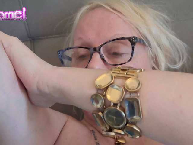 martachatte19 live cam on BongaCams