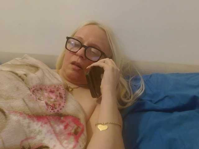 martachatte19 live webcam show