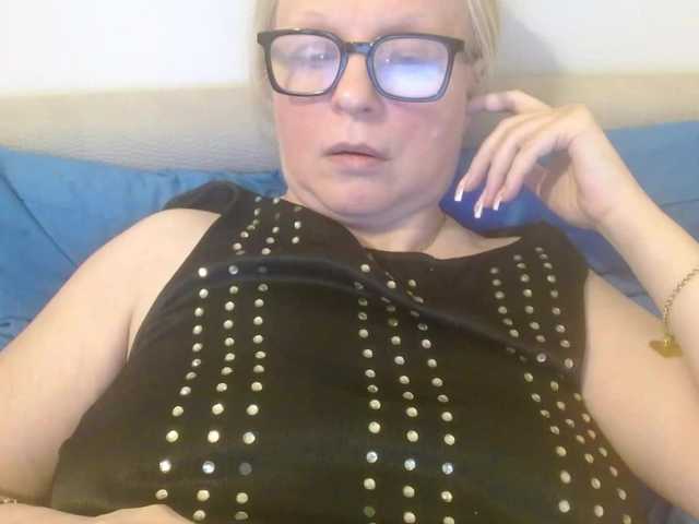 martachatte19 live cam on BongaCams