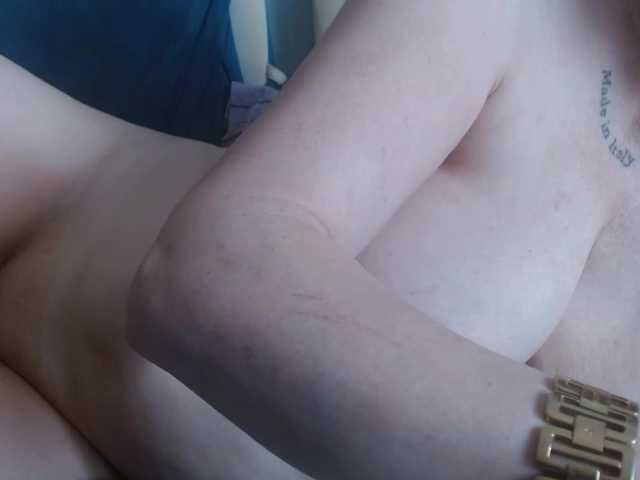 martachatte19 live cam on BongaCams