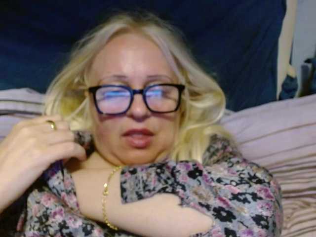 martachatte19's BongaCams show and profile