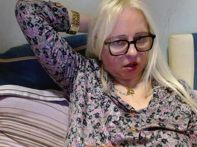 martachatte19's BongaCams show and profile