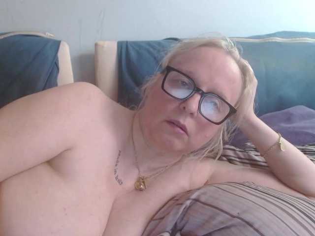 martachatte19 live sex show