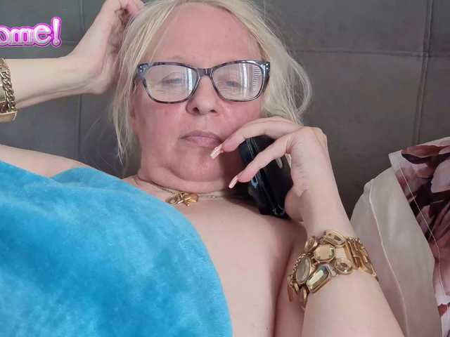 martachatte19 live cam on BongaCams