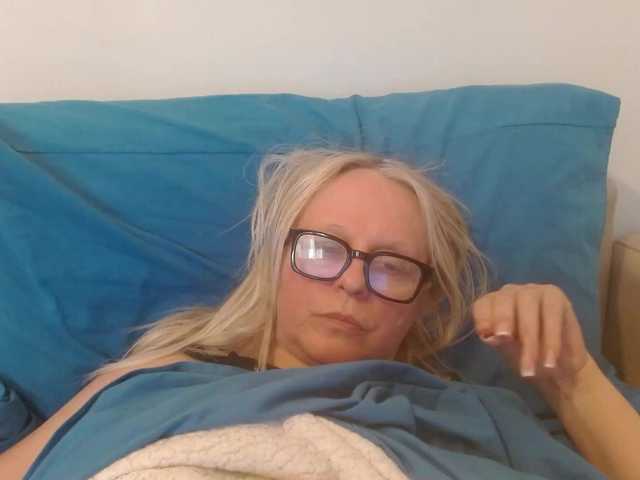 martachatte19 live cam on BongaCams
