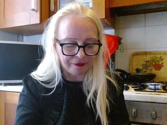 martachatte19's BongaCams show and profile