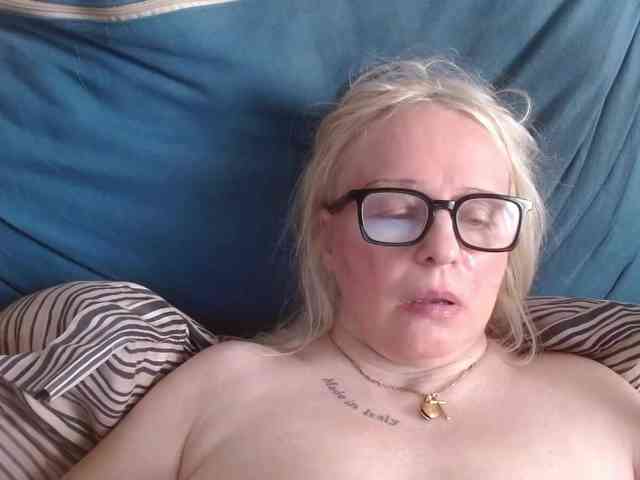 martachatte19 Sex Cam Show
