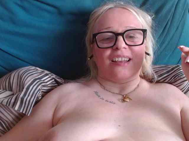 martachatte19 Sex Cam Show