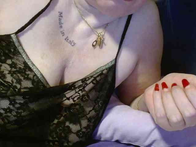 martachatte19 Live Webcam on BongaCams