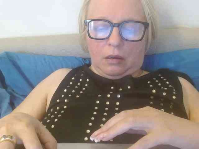 martachatte19 Live Webcam on BongaCams