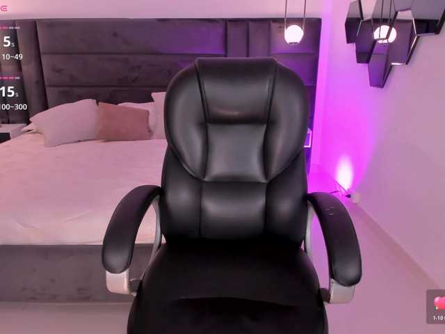 MileyCruz's BongaCams show and profile