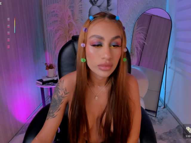 DannaCruz live cam on BongaCams