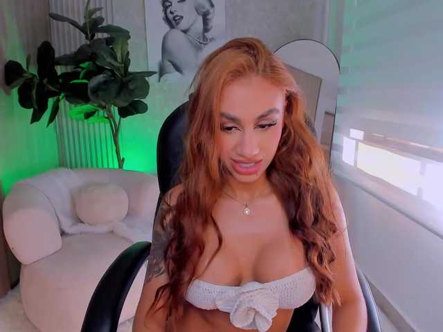DannaCruz live cam on BongaCams