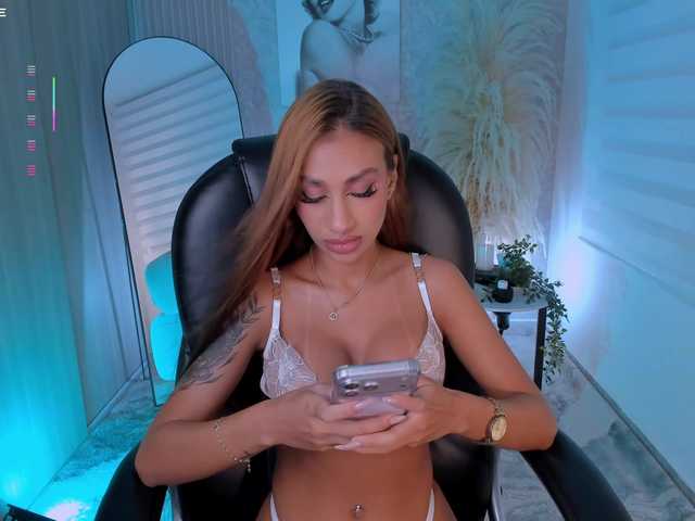 DannaCruz live cam on BongaCams
