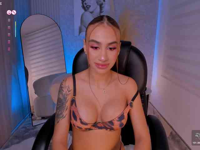 DannaCruz webcam