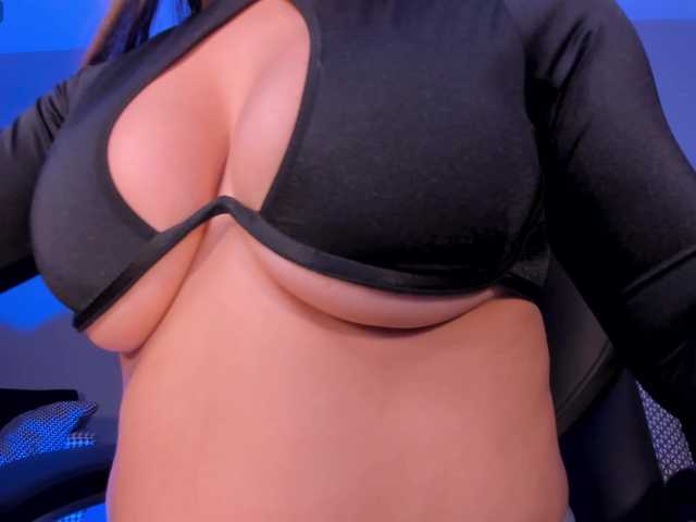 BiancaPierce live cam on BongaCams