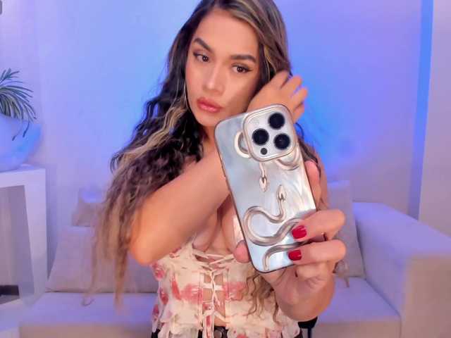 BiancaPierce live cam on BongaCams