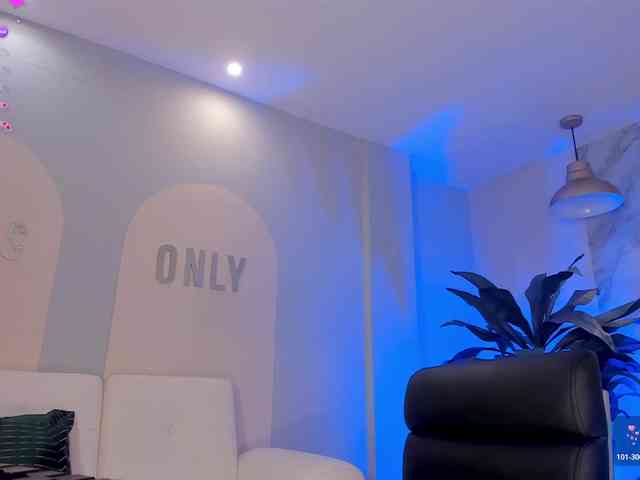 BiancaPierce webcam