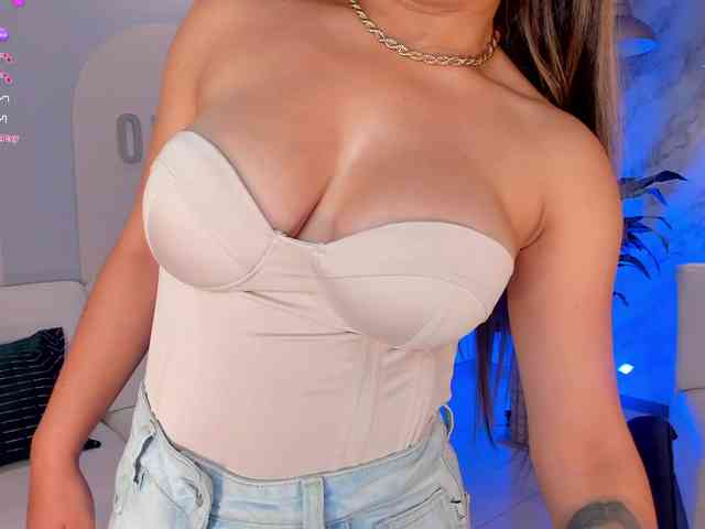 BiancaPierce webcam