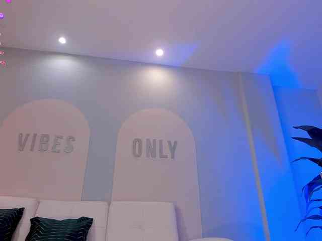 BiancaPierce webcam