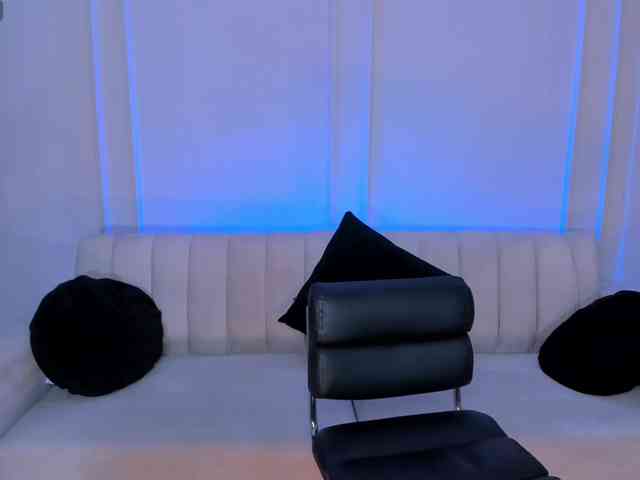 BiancaPierce webcam