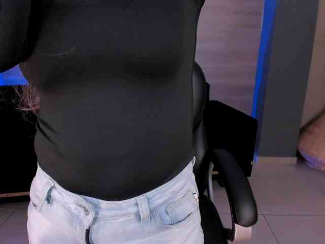 BiancaPierce webcam