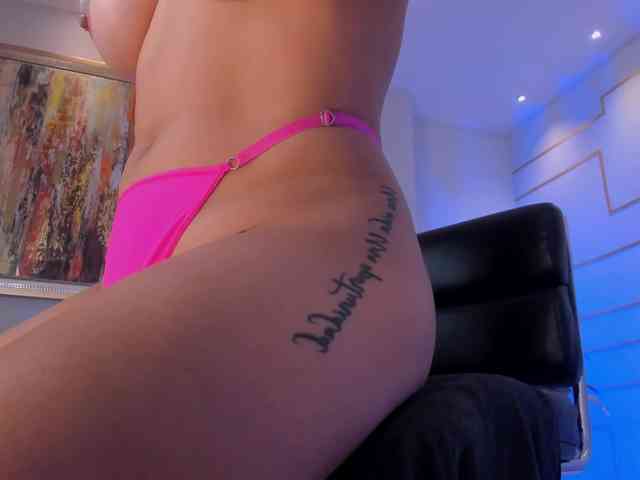 BiancaPierce webcam