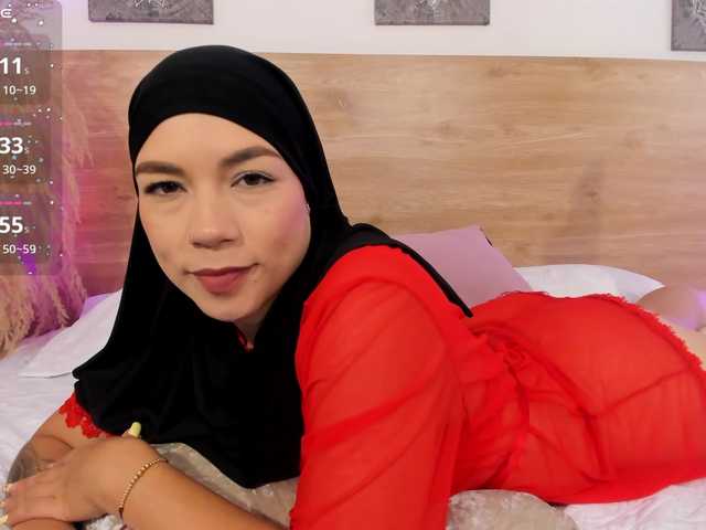 amira-s Live Cam on BongaCams