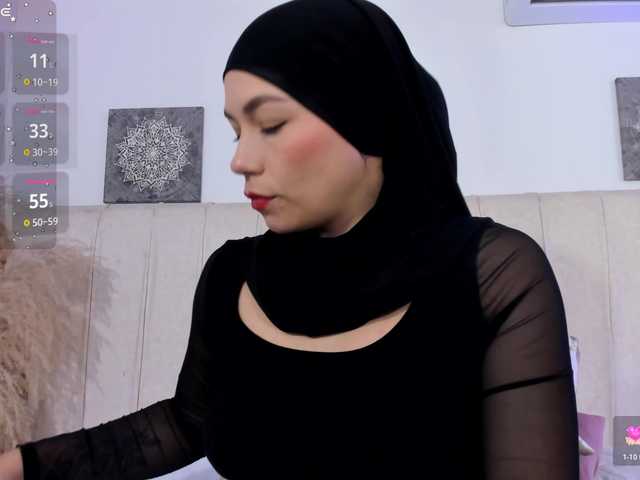 amira-s live cam on BongaCams
