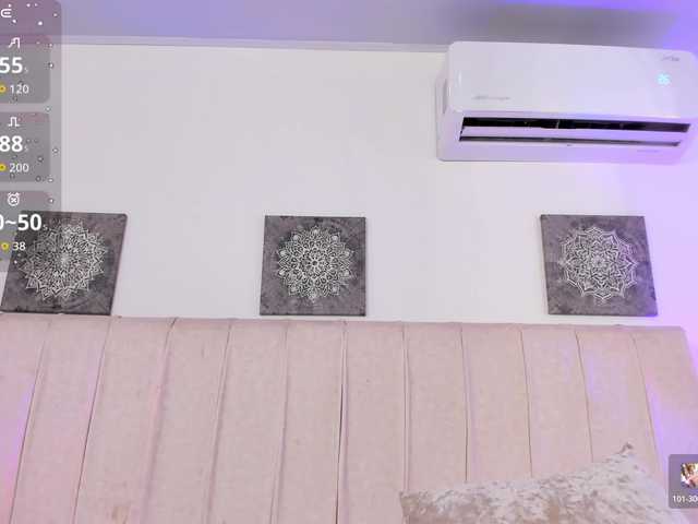 Amira-s live webcam show