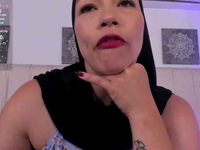 amira-s's webcam live show
