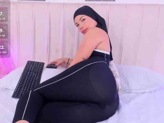 Amira-s - Girl 