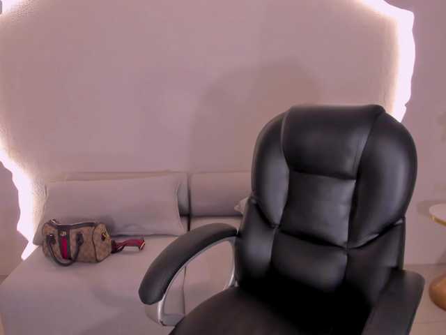 SophiePalmer live cam on BongaCams