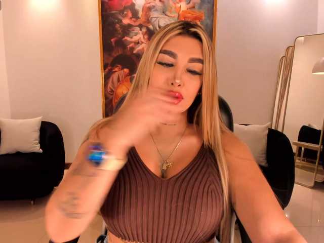 SophiePalmer live cam preview