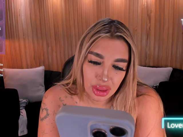 SophiePalmer live cam on BongaCams