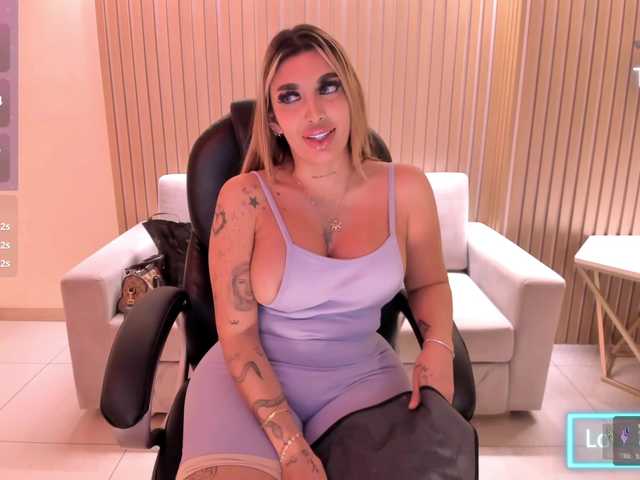 SophiePalmer live cam on BongaCams