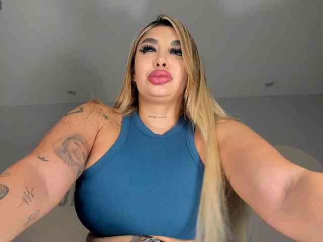 Modelo: SophiePalmer