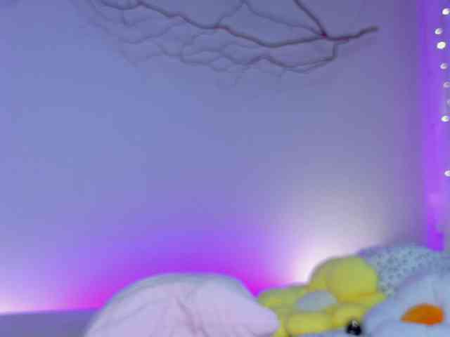 LinaStones Live Webcam on BongaCams