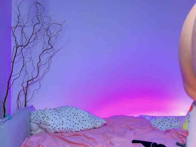 LinaStones webcam