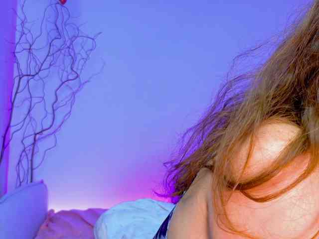 LinaStones webcam