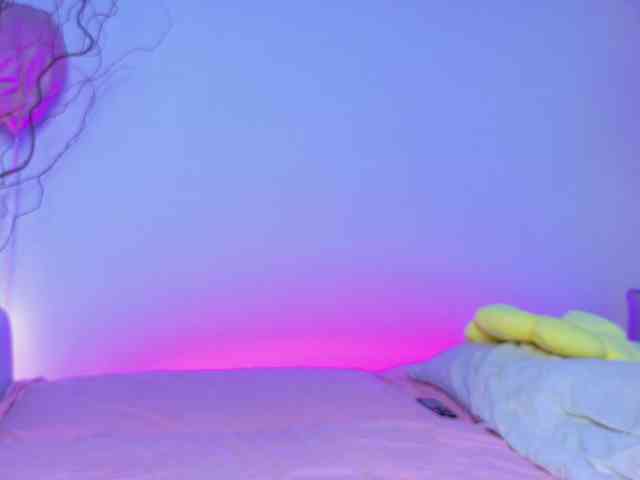 LinaStones webcam