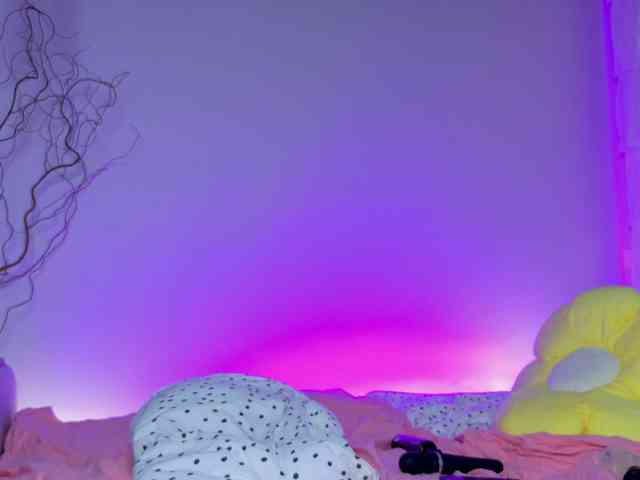 LinaStones webcam