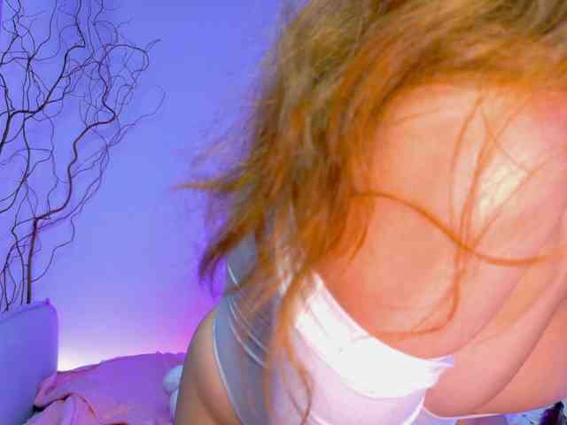 LinaStones Sex Cam Show